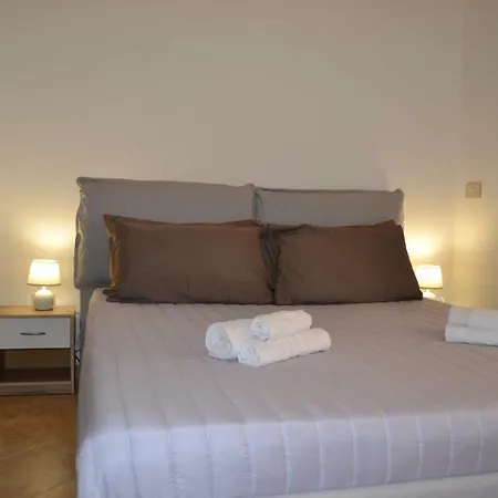 Montegrappa Apartment *